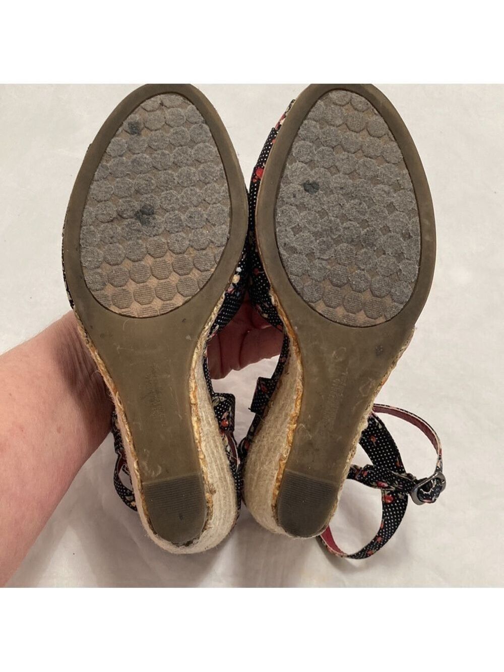 CLIFFS Sandals by White Mountain - Picture 12 of 13
